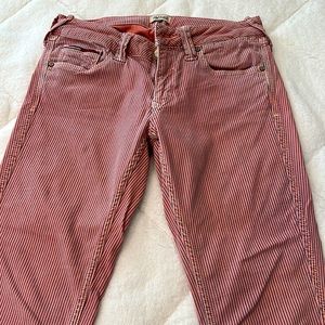 Exclusive of decoration. Hilfiger Denim jeans